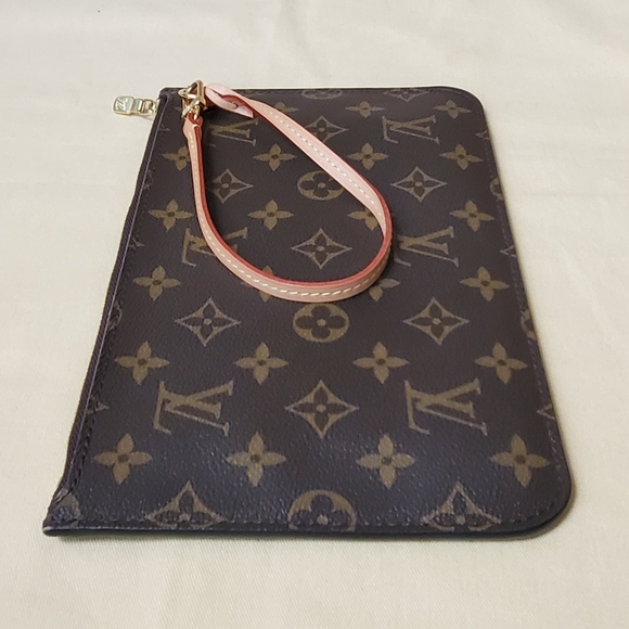 Louis Vuitton Neverfull MM GM Monogram Pouch - Picture 3 of 13